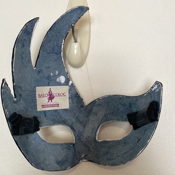 Masquerade Mask - Picture 2 of 5